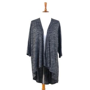 LuLaRoe Lindsey Black 3/4 sleeve Kimono Size L (fits 18-22)  (SKU G2)
